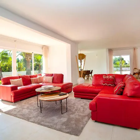 Del Maestro By Interhome Vila